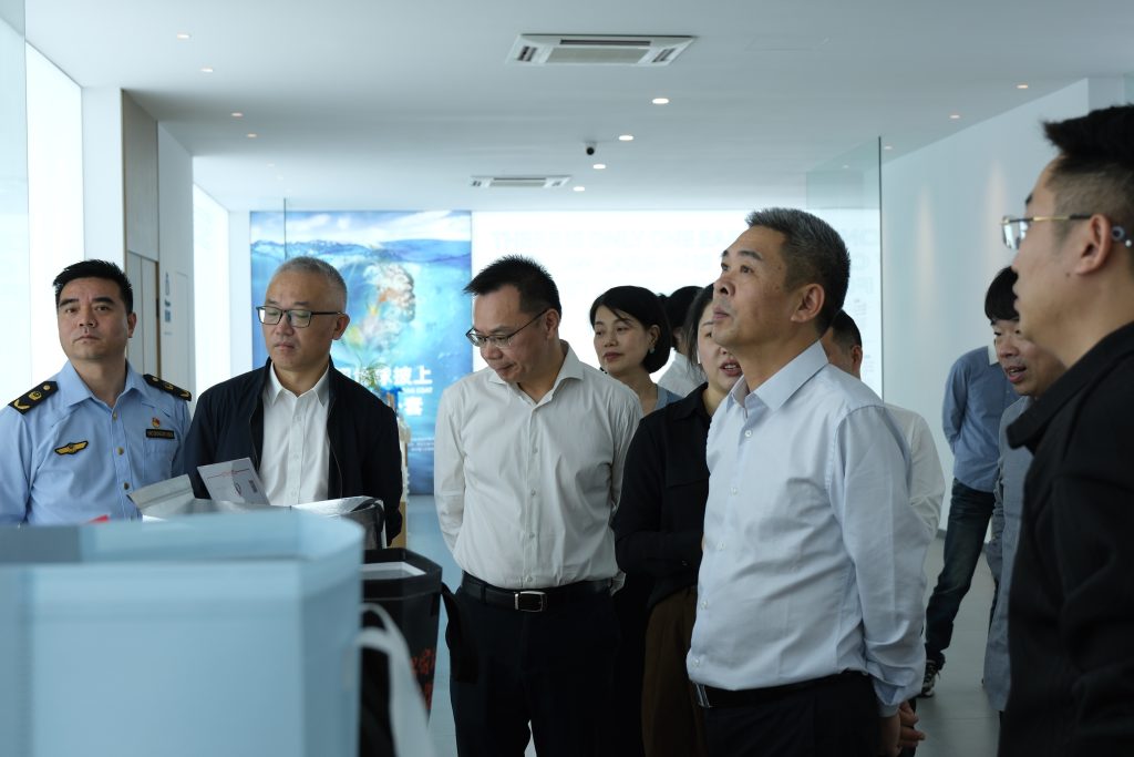 為知識產(chǎn)權(quán)培育保駕護航——市人大主任應(yīng)希克一行調(diào)研浙江正威機械有限公司